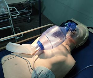 Jak leczyć bez sterylnych warunków, np. w trakcie wojny? W Lublinie powstaje Pracownia Medycyny Katastrof