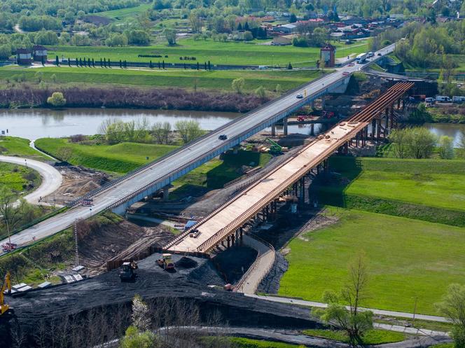 Tymczasowy most na Wiśle w Jankowicach zastąpi w czasie budowy stary most