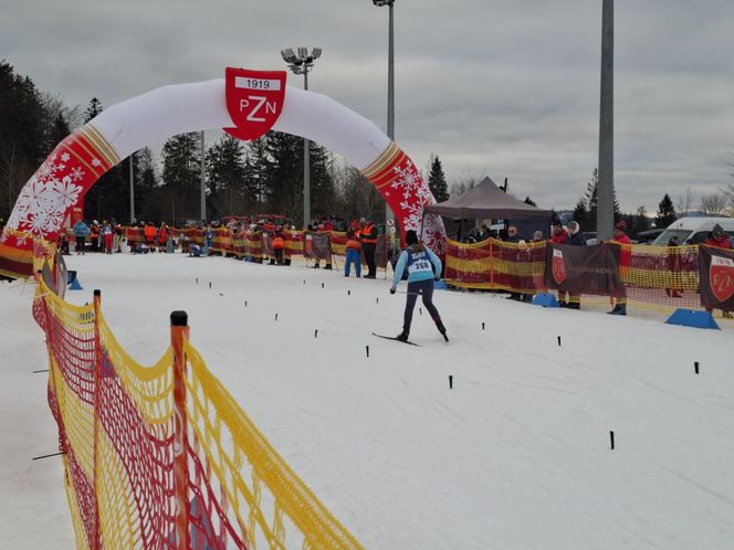 Narciarze SKI Tumlin na zawodach na Kubalonce