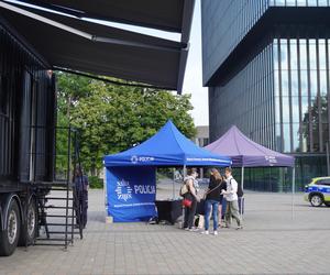 Escape Truck w Katowicach. Policja ostrzega przed handlarzami ludźmi