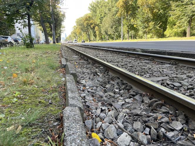 Torowisko na al. Waszyngtona jest w krytycznym stanie. Tramwajarze odkładają remont