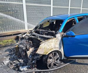 Pożar osobówki na A1