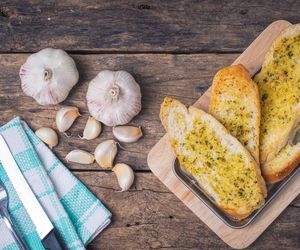 Nie wyrzucaj czerstwego chleba - 14 pomysłów na pyszne wykorzystanie wczorajszego pieczywa