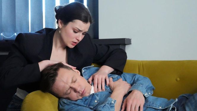 Barwy szczęścia odc. 3231. Błażej Modrzycki (Piotr Ligienza), Weronika (Maria Świłpa)