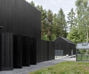 Budynek edukacyjny w Leśnym Ogrodzie Botanicznym Marszewo w Gdyni