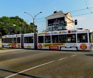 Na tramwajach hasło o uożartym kierowcy