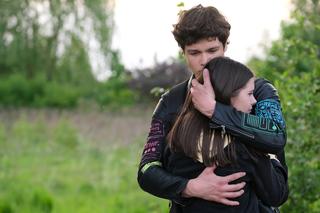 M jak miłość odc. 1667 po wakacjach. Basia (Karina Woźniak), Dawid Jaszewski (Iwo Wiciński)