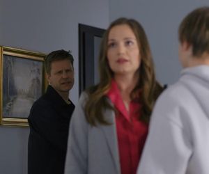 	Na Wspólnej odc. 4055. Aneta Siwek (Dorota Krempa), Staszek (Miłosz Kwiecień), Robert Tadeusiak (Dariusz Wnuk)