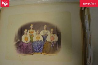 Próba nielegalnego wywozu zabytkowych fotografii