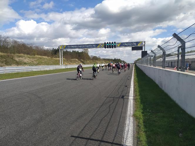 Kolarskie czwartki wracają na Tor Poznań