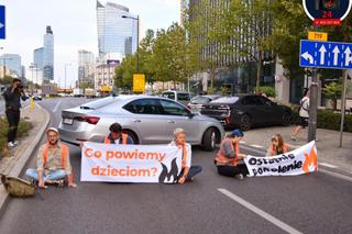 Ostatnie Pokolenie sparaliżowało centrum Warszawy