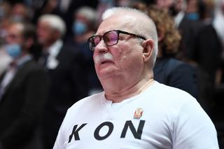  Lech Wałęsa moczy nogi dla zdrowia w Lądku Zdroju! Zdjęcia POWALAJĄ 