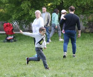 Festiwal kolorów na stadionie Walki Zabrze ZDJĘCIA