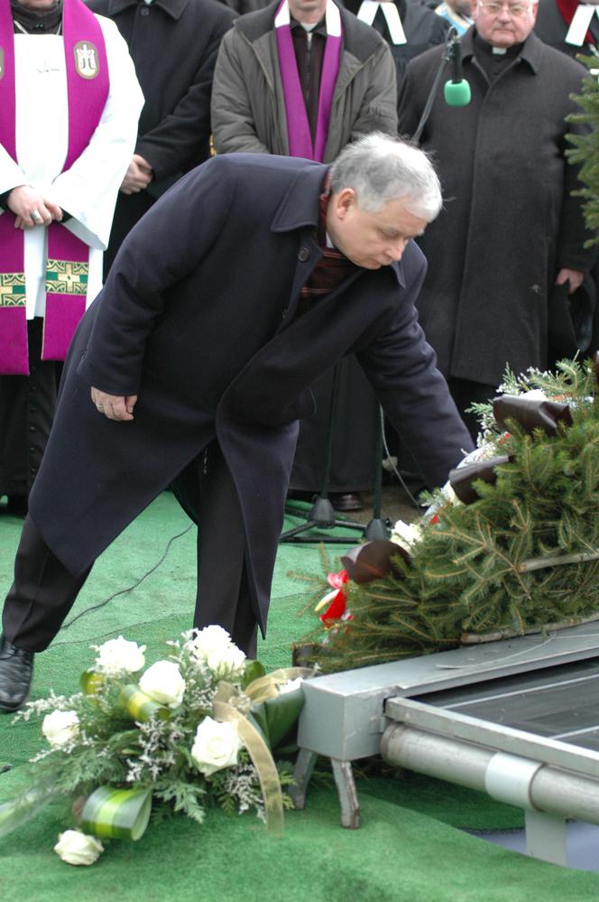 Rocznica katastrofy samolotu wojskowego w Mirosławcu w 2008r.