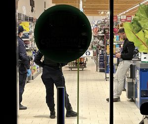 Wypił kradzione 0,7 na hejnał i zmarł w sklepie
