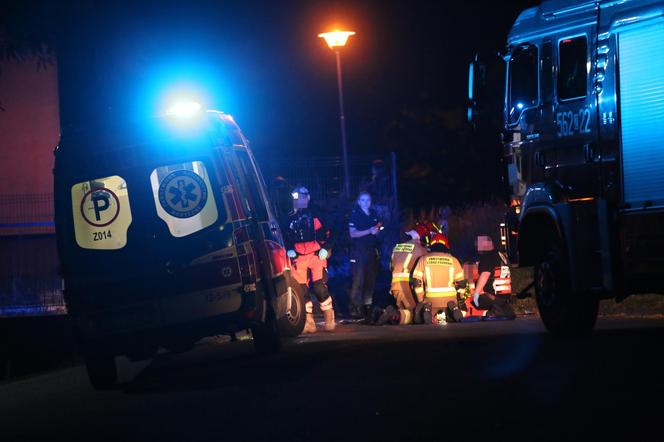 Horror w Świnoujściu. 30 latek  płonął wybiegając z lasu. W panice zdejmował ubrania