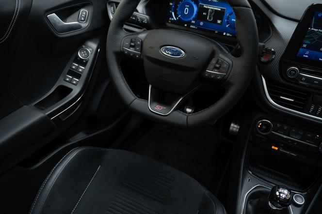 Ford Puma ST X (2021)