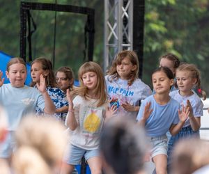   Tłumy na Starym Mieście w Olsztynie. Tak mieszkańcy świętowali Dzień Dziecka
