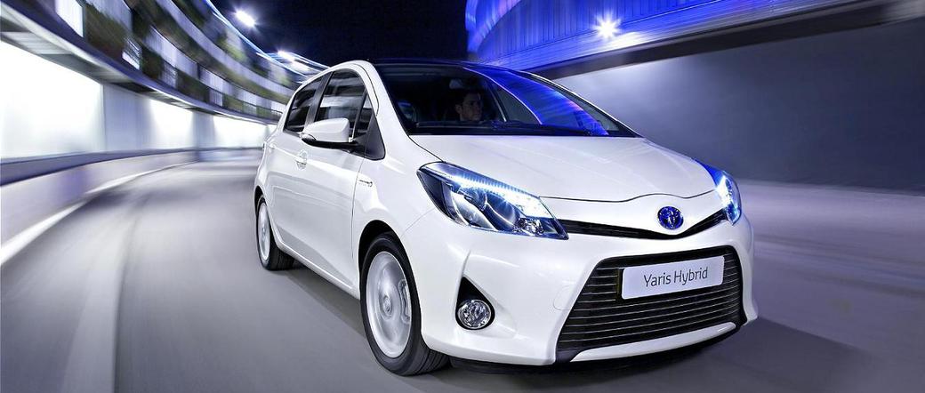 TOYOTA YARIS HYBRID