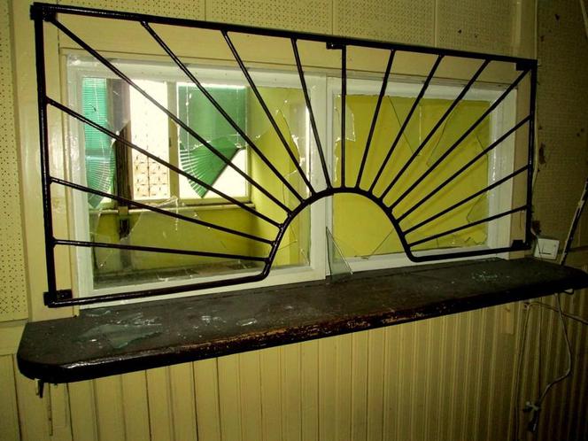 Opuszczony biurowiec PKP w Dąbrowie Górniczej