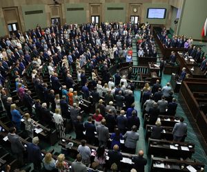 Polacy mówią stanowcze nie dla przywilejów posłów. Jest najnowszy sondaż