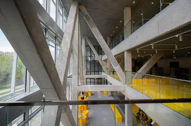 Gmach Uniwersytetu Warszawskiego przy Dobrej 55