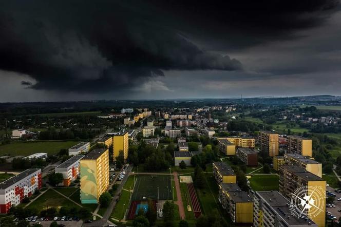 Ponad 300 interwencji strażaków na Śląsku. IMGW ostrzega przed kolejnymi burzami
