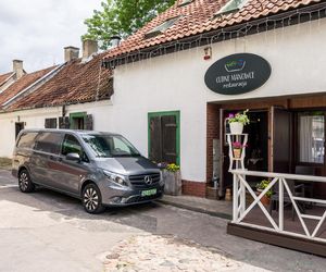 eVito w restauracji „Cudne Manowce”. Z ogrodu prosto na stół