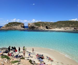 Błękitna Laguna pomiędzy wyspami Comino i Cominotto