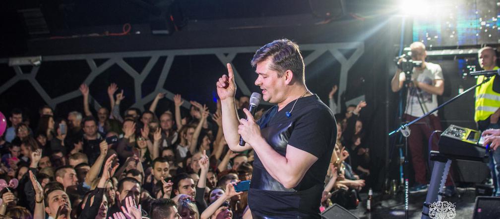 Przez wasze oczy zielone oszalał Lublin! Zenek zagrał w Shine