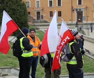 Protest rolników 20 marca w Lublinie. Przeszli ulicami miasta pod LUW