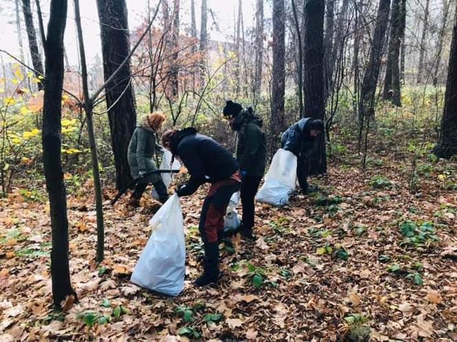 Mieszkańcy Skarżyska-Kamiennej zainicjowali akcję sprzątania lasu