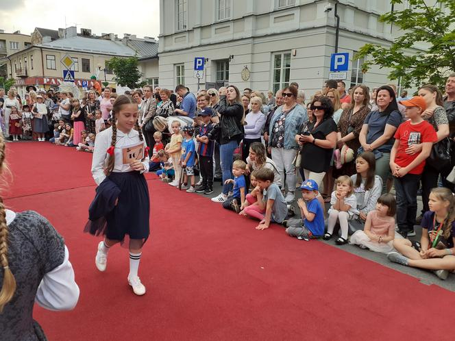 Siedlczanie mogli wsiąść w wehikuł czasu i zobaczyć ulicę Pułaskiego - Piękną sprzed stu lat