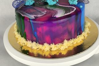 W jego tortach można się przejrzeć jak w lustrze, to jedyne takie w Kujawsko-Pomorskiem. Ma Manię słodkości, a prawie nie używa cukru 