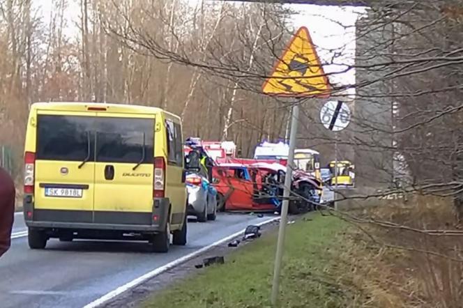 Tragiczny wypadek w Katowicach. Zginął kierowca