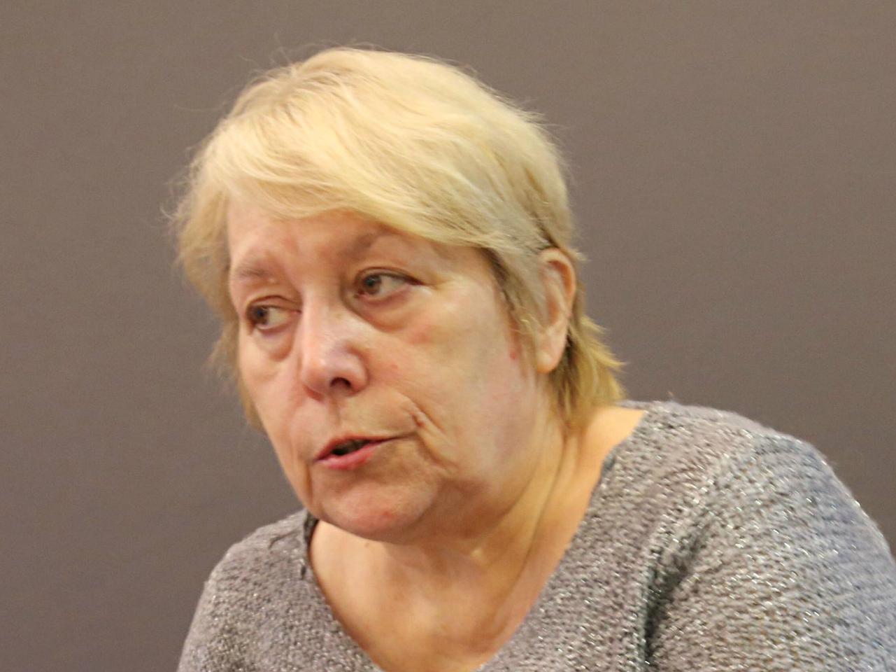 Pani Irena Sobolewska (64 l.)