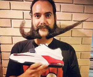 Memy o brodzie z okazji Światowego Dnia Brody