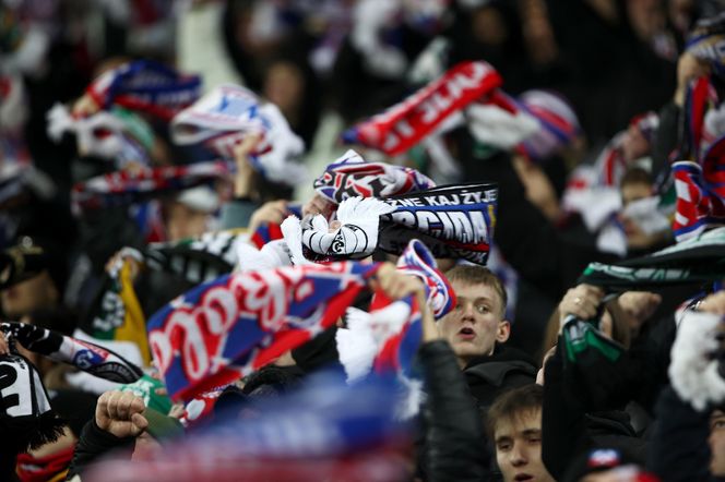 Górnik Zabrze wyszarpał zwycięstwo w meczu z Piastem. Brzydkie zachowanie Podolskiego