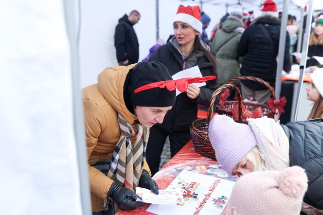 Manufaktura Świętego Mikołaja powróciła do Sosnowca. Warsztaty, jarmark, karuzele i inne atrakcje