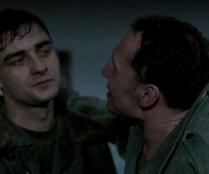 Głośny film o fali w wojsku powstał 30 lat temu. Jak zmienili się aktorzy?