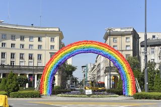 Tęcza znów zabłyśnie w centrum Warszawy. Tak zagłosowali mieszkańcy. „Zachęcam, żeby działać dalej”