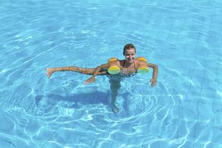 Aqua aerobik czyli gimnastyka w wodzie. Przykładowe ćwiczenia