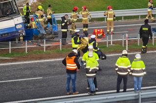 Potężny karambol na S5. Rozbity autobus, Potężna akcja strażaków