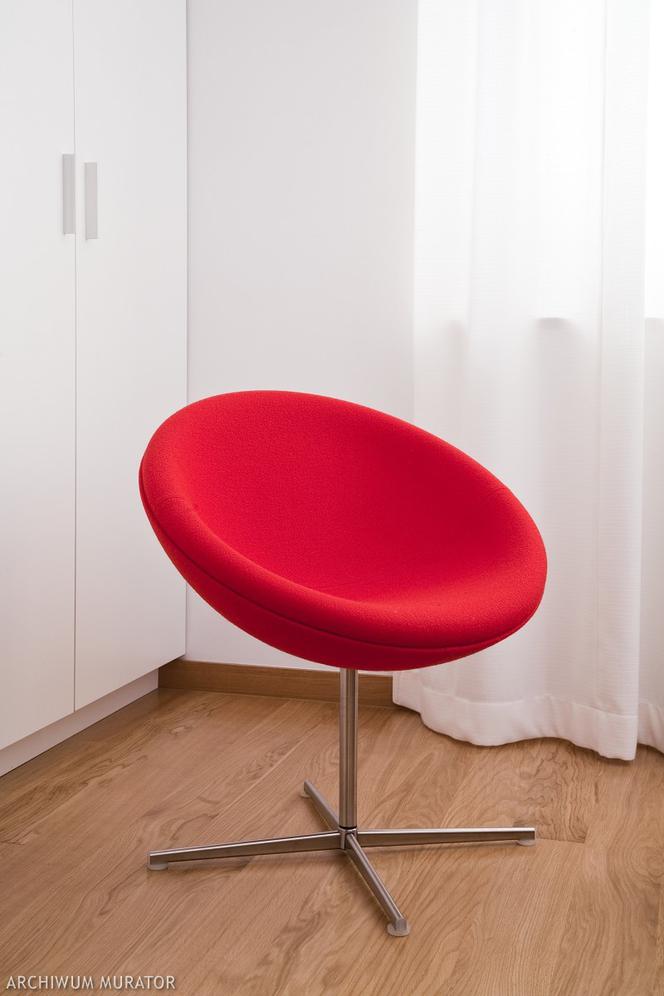 Fotel lub krzesło: wybieramy stylowy mebel do pokoju młodzieżowego!