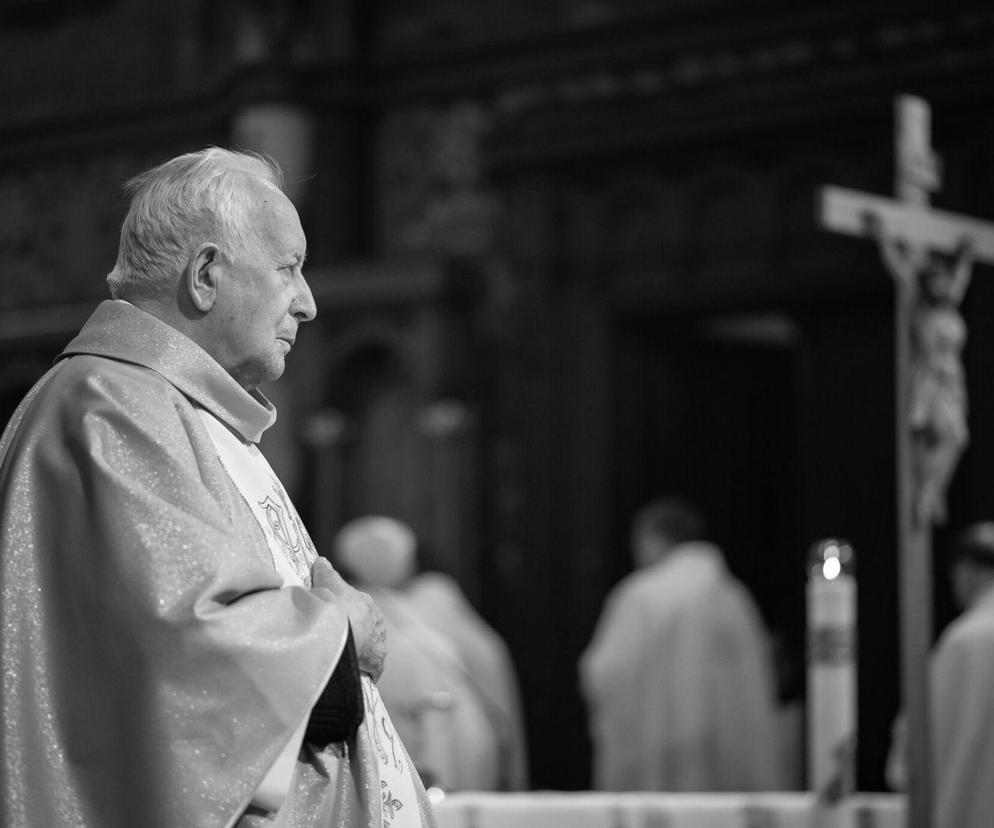  Cios dla Kościoła! Nie żyje były kanclerz kurii w Sosnowcu. Księdza żegna pogrążona w żałobie diecezja