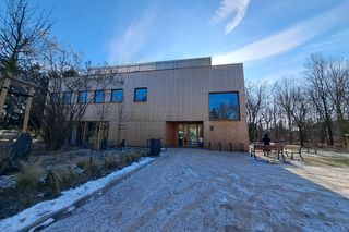 Bibliotrka nr 69 w Warszawie