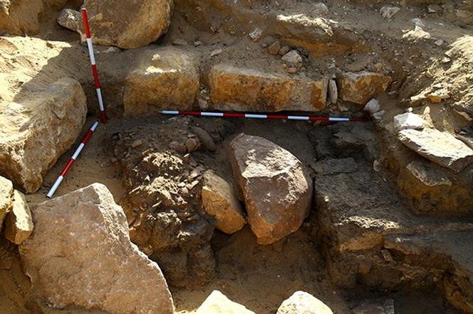 W Egipcie odkryto pozostałości tajemniczego budynku. Może być jedną z 4 zaginionych Świątyń Słońca