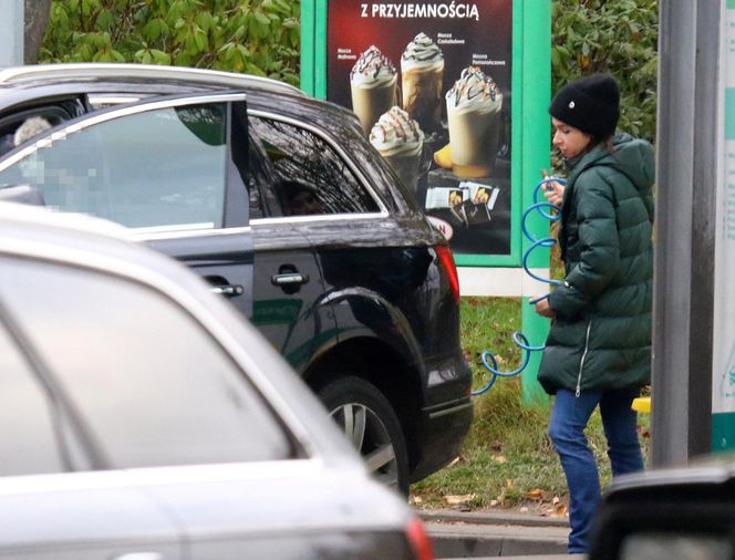 Marta Kaczyńska jak mechanik! Sama sobie radzi z autem