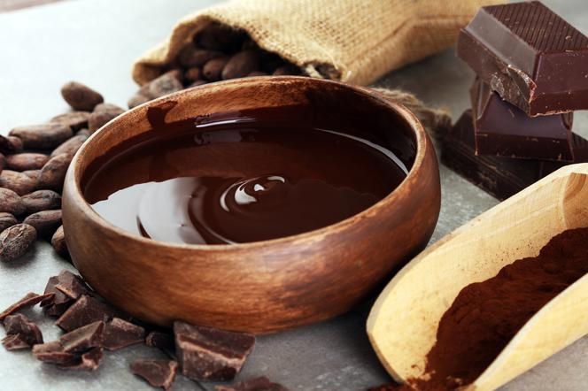 AFRODYZJAKI. Czy czekolada naprawdę wzmaga pożądanie?