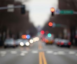 Zderzenie na Waryńskiego w Grudziądzu. Ile takich eLek na drogach?